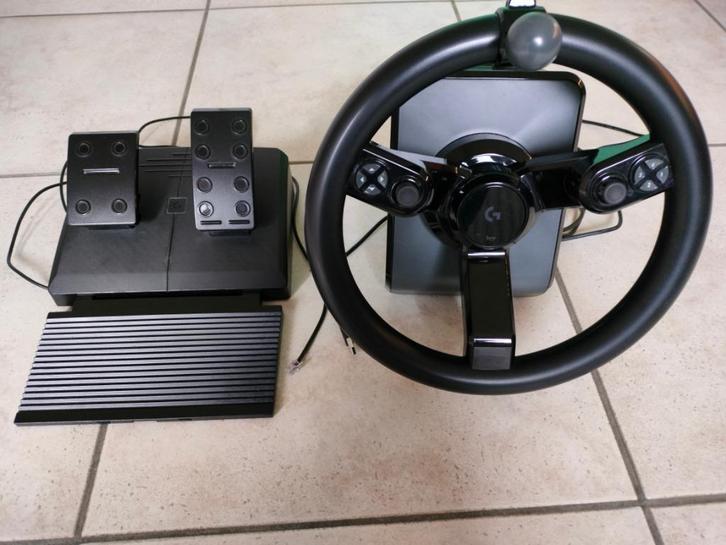 Gaming stuur en pedalen, Games en Spelcomputers, Spelcomputers | Overige Accessoires, Gebruikt, Ophalen