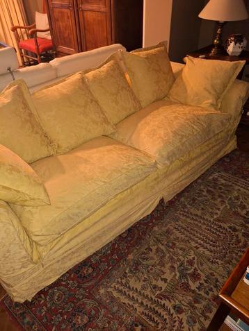 Komfortabele 3 -zit beschikbaar voor biedingen