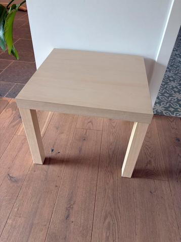 Ikea tafeltje beschikbaar voor biedingen