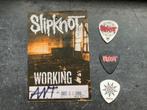 Slipknot #4 Jim Root guitar picks+sticker pass, Ophalen of Verzenden, Zo goed als nieuw, Overige typen, Gesigneerd