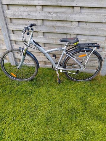 Jongens fiets b Twin  beschikbaar voor biedingen