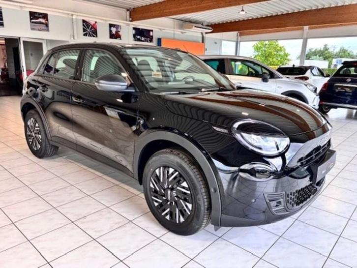 Fiat 600 600 Hybride/GPS/Camera, Auto's, Fiat, ABS, Adaptieve lichten, Airbags, Bluetooth, Boordcomputer, Centrale vergrendeling