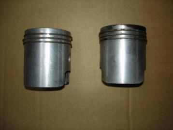 Pistons MZ-ES 250 avec ressorts, Enlèvement, Neuf