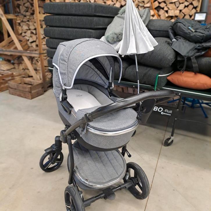 kinderwagen merk FIRST, Kinderen en Baby's, Kinderwagens en Combinaties, Gebruikt, Kinderwagen, Ophalen