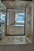 Vintage spiegel met geslepen bloemenmotief, Ophalen, Gebruikt