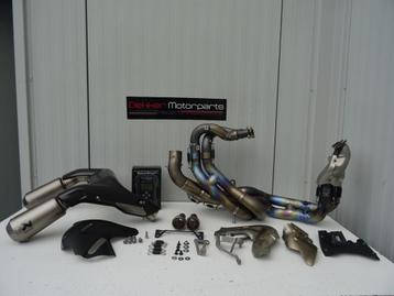 Full Akrapovic Race Systeem Ducati Streetfighter V4 / V4S beschikbaar voor biedingen