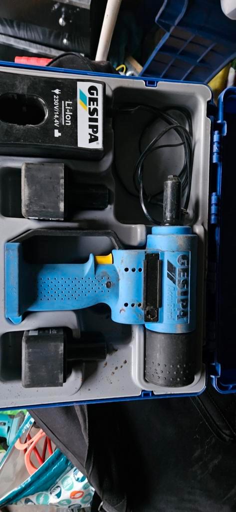 Gisipa popnagelset extra accu, Doe-het-zelf en Bouw, Gereedschap | Boormachines, Gebruikt, Ophalen