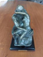 Statue en bronze "Le Baiser" de Rodin - Reproduction., Bronze, Enlèvement ou Envoi