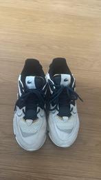 Lacoste L003 Neo, Kleding | Heren, Schoenen, Ophalen, Overige kleuren, Zo goed als nieuw, Sneakers