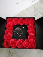 SWAROVSKI zilver ketting met zirkonen HARTJE, Handtassen en Accessoires, Kettingen, Met strass, Ophalen of Verzenden, Zo goed als nieuw