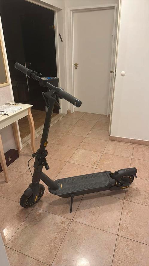 Nine bot g2max, Fietsen en Brommers, Steps, Zo goed als nieuw, Ophalen