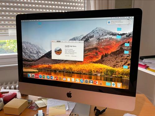 iMac (21,5 pouces, Mi-2010), Computers en Software, Apple Desktops, Gebruikt, iMac, SSD, Ophalen of Verzenden
