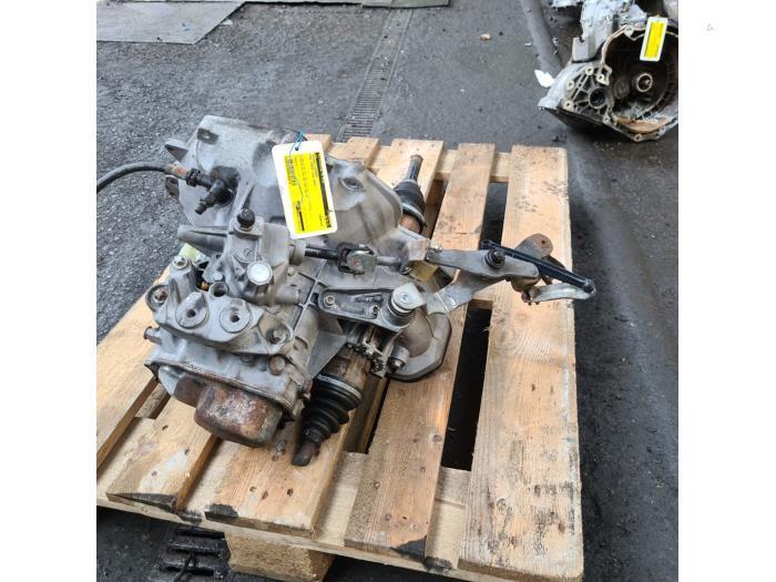Versnellingsbak van een Opel Corsa, Auto-onderdelen, Transmissie en Toebehoren, Opel, Gebruikt, 3 maanden garantie, Ophalen of Verzenden