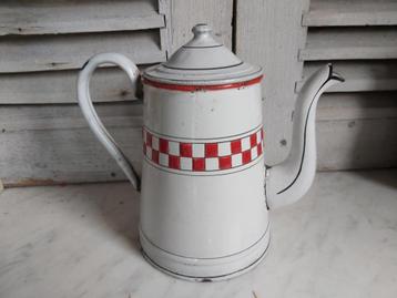 Mooie oude wit rood lustucru emaille koffiekan / pot