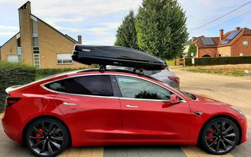 Verhuur dakkoffer en dakdragers voor Tesla Model 3 & Model Y beschikbaar voor biedingen