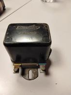 Regulateur DUCELLIER 8347 12 VOLTS, Ophalen of Verzenden