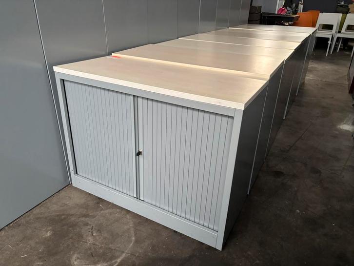 Roldeurkasten TDS nieuwstaat 31 Stuks beschikbaar !, Maison & Meubles, Armoires | Armoires à porte coulissante & Armoires à archives