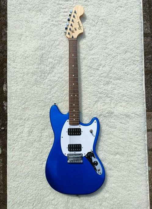 Fender Squier Mustang, Muziek en Instrumenten, Snaarinstrumenten | Gitaren | Elektrisch, Zo goed als nieuw, Solid body, Fender