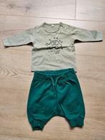 Setje maat 56 broek en shirt, Kinderen en Baby's, Babykleding | Maat 56, Ophalen, C&A, Zo goed als nieuw, Setje