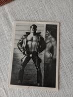 TOM OF FINLAND postkaart 1981 gay thema leer LGBT, Ongelopen, Ophalen of Verzenden, Sterren en Beroemdheden, 1980 tot heden