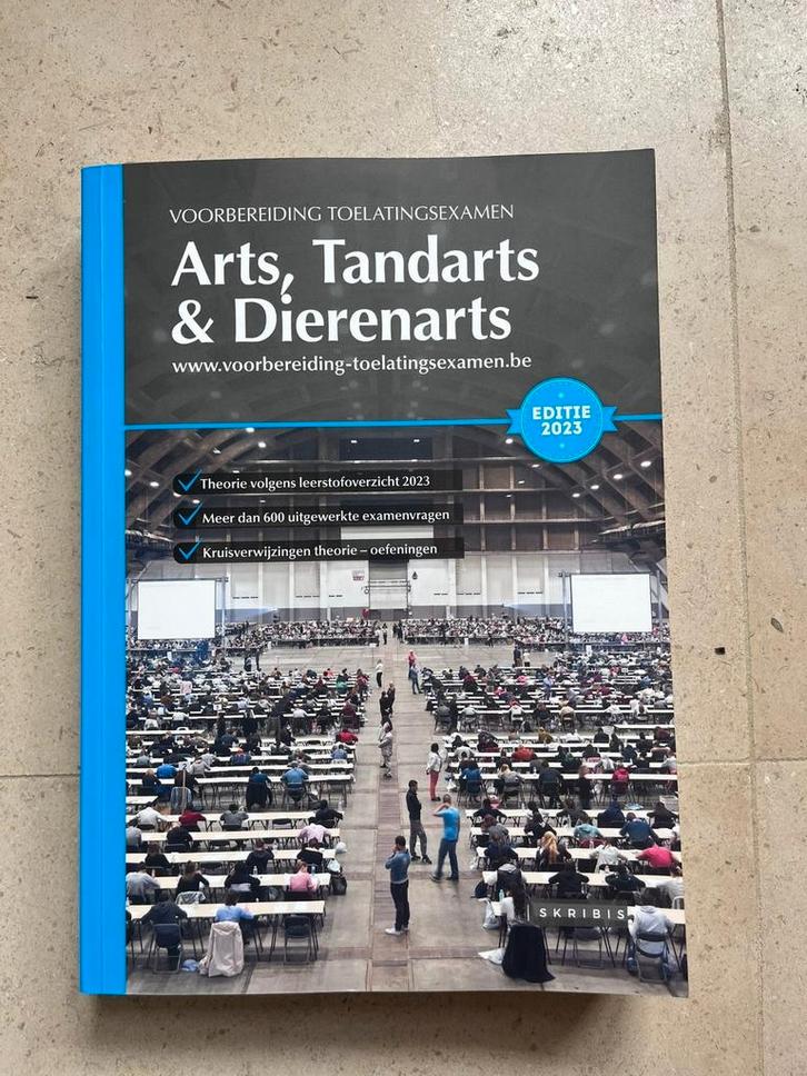 Voorbereiding Toelatingsexamen. Editie 2023, Boeken, Studieboeken en Cursussen, Zo goed als nieuw, Ophalen of Verzenden