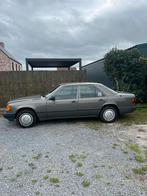 Mercedes 250D, 2500 cc, Zwart, Bruin, Particulier