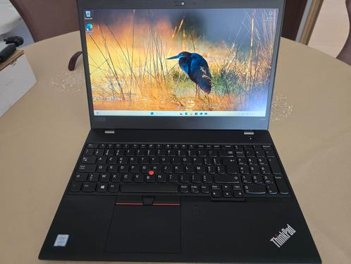 Bijna nieuw Lenovo Thinkpad T580 16ram.512ssd.Touchscreen15", Computers en Software, Laptop-opladers, Zo goed als nieuw, Ophalen of Verzenden