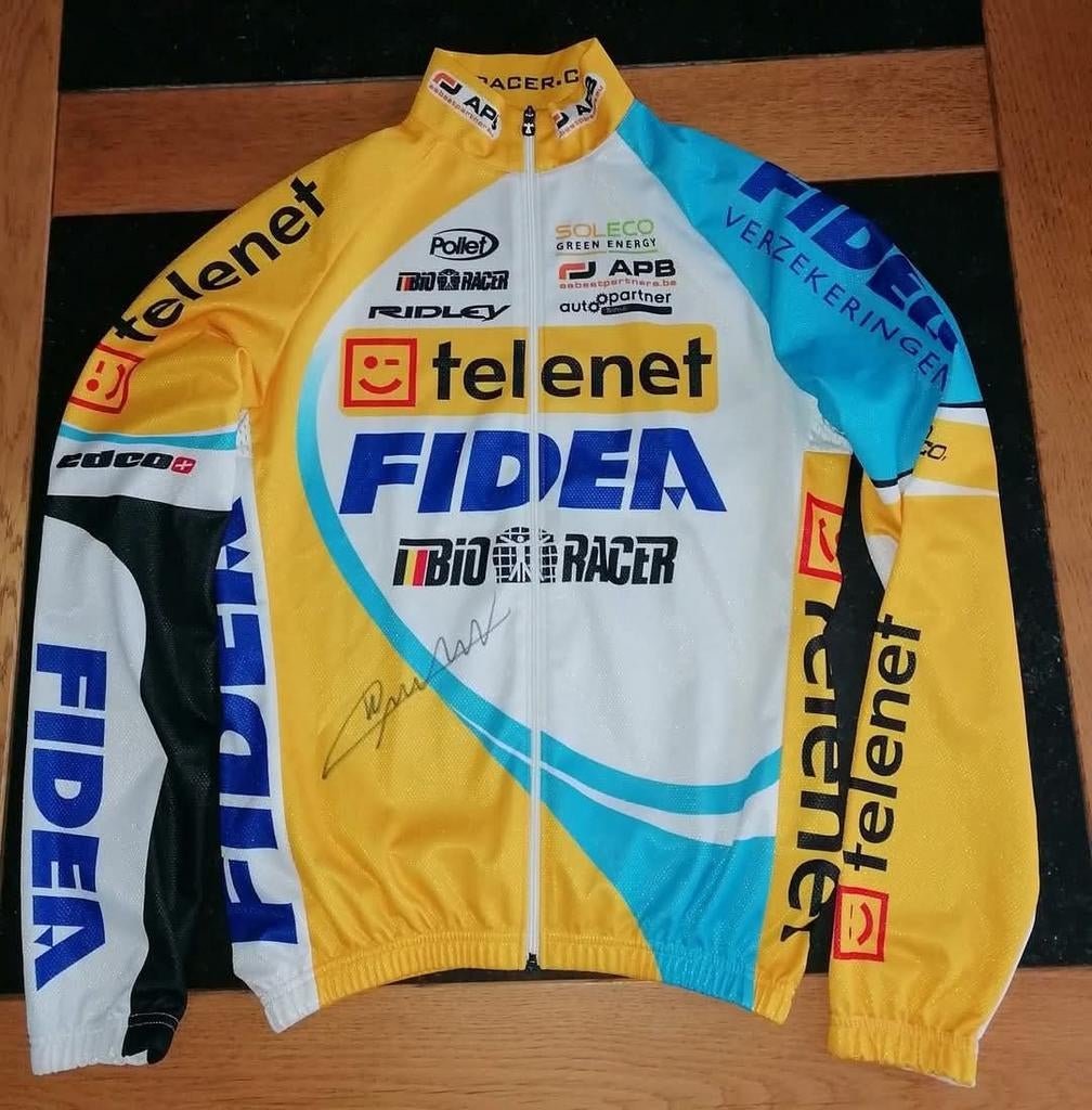 Wout Van Aert gesigneerde vest veldrijden cross, Sports & Fitness, Cyclisme, Enlèvement
