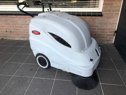 Veegmachine Dibo 512, Tuin en Terras, Veegmachines, Zo goed als nieuw, Ophalen