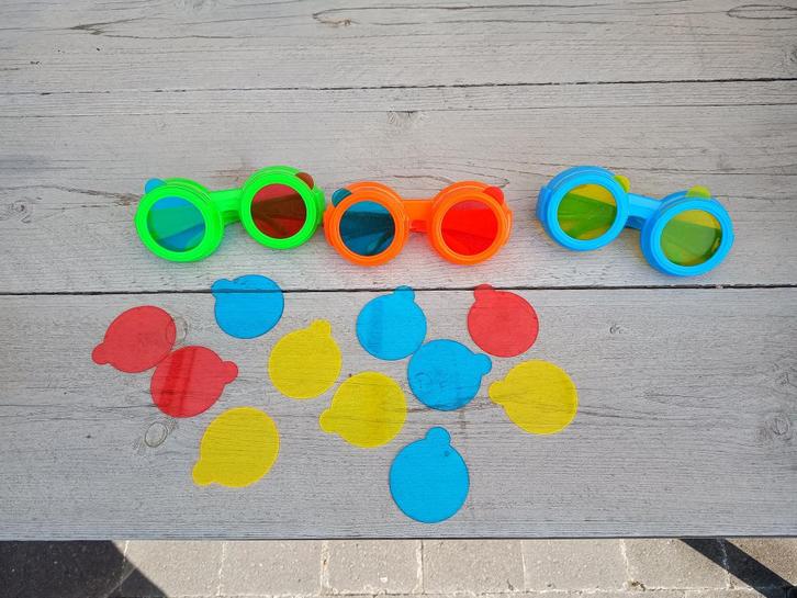 Themadoos kleuren., Kinderen en Baby's, Speelgoed | Educatief en Creatief, Gebruikt, Ophalen