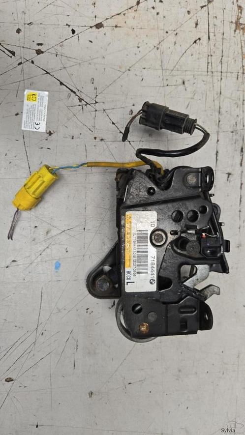 Motorkap slot actief links BMW 5 / 6 / 7 / Z4 serie F0x F1x, Auto-onderdelen, Carrosserie, Gebruikt, Ophalen of Verzenden