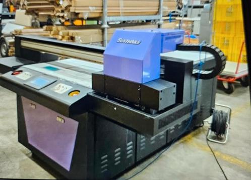 UV-flatbedprinter met dubbele koppen, Zakelijke goederen, Machines en Bouw | Industrie en Techniek, Ophalen of Verzenden