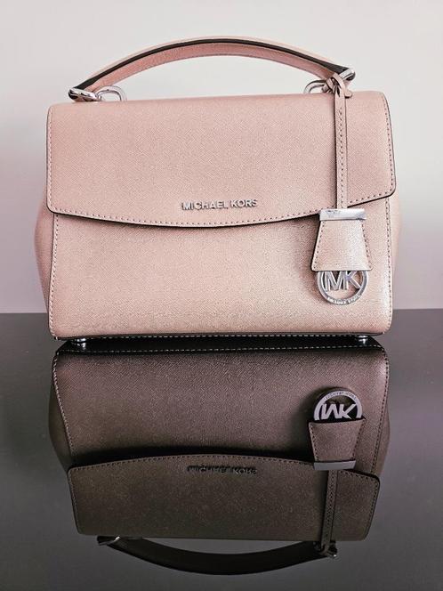 Michael Kors -> Avondtasje, Handtassen en Accessoires, Tassen | Damestassen, Zo goed als nieuw, Avondtasje, Roze, Ophalen