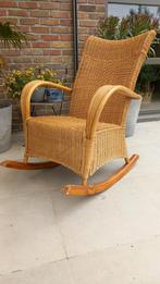 Schommelstoel rotan, Tuin en Terras, Tuinstoelen, Ophalen, Gebruikt, Rotan