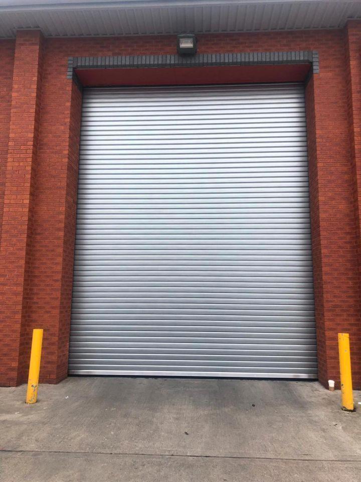 METALEN ROLLUIK/VEILIGHEIDSSLUITER/PROMOTIEPRIJS, Doe-het-zelf en Bouw, Rolluiken, Nieuw, Elektrische bediening, Verzenden