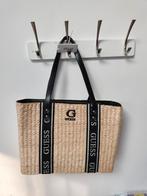 Tas van Guess, Beige