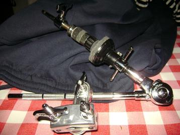 Closed hi-hat(Gibraltar) met multiklem beschikbaar voor biedingen