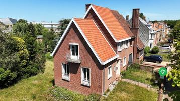 Charmante gezinswoning met karakter op topligging in Nieuwpo beschikbaar voor biedingen