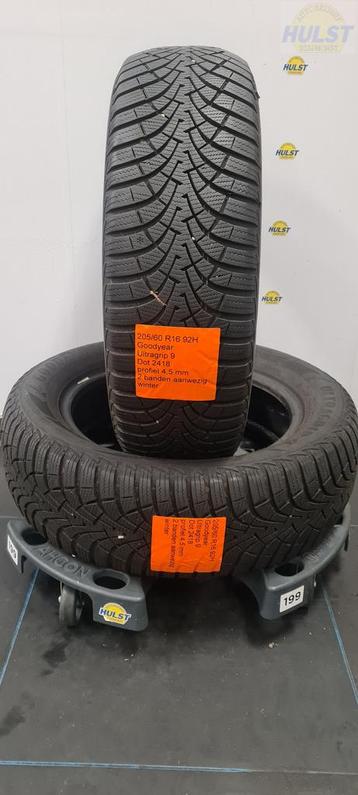 2 gebruikte Goodyear winterbanden 205/60 R16 92H beschikbaar voor biedingen