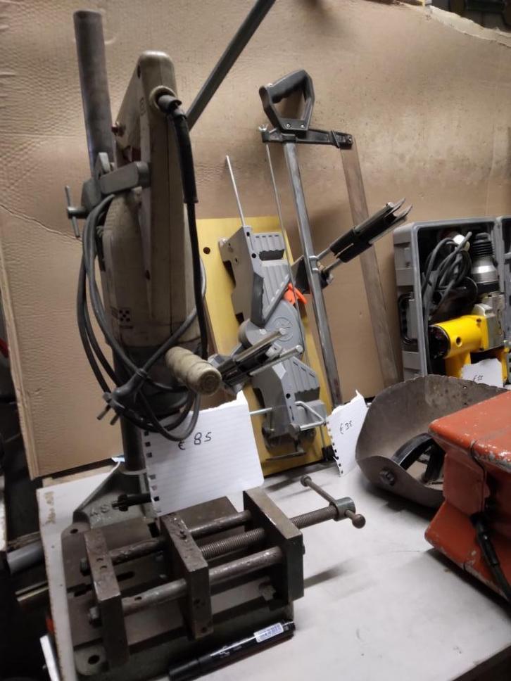 Glas in Lood. GEREEDSCHAP Bosch en Philips Lasapparaat, Hobby en Vrije tijd, Overige Hobby en Vrije tijd, Ophalen