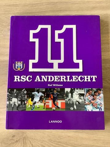 11 Anderlecht Van Raf Willems beschikbaar voor biedingen