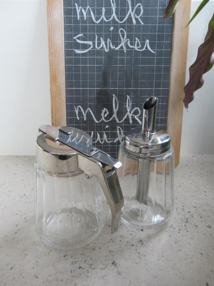 melkpot en suikerstrooier-glas KWO-jaren 70-VINTAGE--NIEUW, Antiek en Kunst, Antiek | Keukengerei, Ophalen of Verzenden