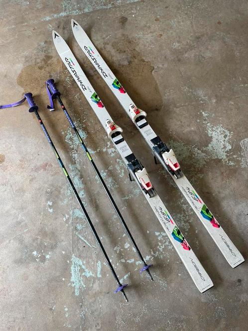 Ski/bâton/housse vintage, Sport en Fitness, Skiën en Langlaufen, Gebruikt, Ski's, Ski, Rossignol, 140 tot 160 cm, Ophalen
