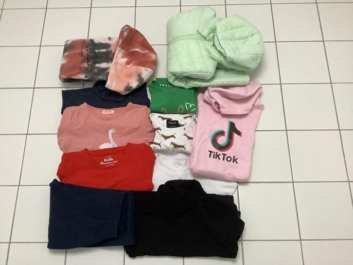 Pakketje meisjes kleren maten 9 - 10 - 11 - 12 jaar., Enfants & Bébés, Paquets de vêtements pour enfants, Utilisé, Enlèvement ou Envoi