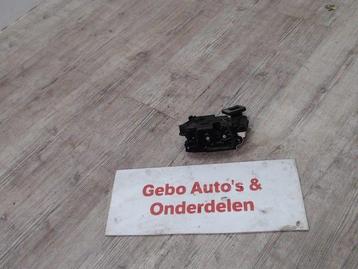 PORTIERSLOT RECHTS ACHTER Volkswagen Polo V (6R) beschikbaar voor biedingen