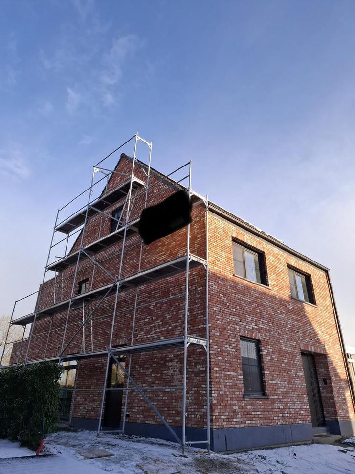 Verhuur van steigers! 800 m² beschikbaar, Doe-het-zelf en Bouw, Steigers, Zo goed als nieuw, Ophalen