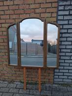 Miroir ancien, Enlèvement