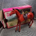Vintage paard Barbie, Kinderen en Baby's, Speelgoed | Poppen, Ophalen of Verzenden, Zo goed als nieuw, Barbie