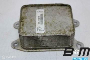 Motoroliekoeler VW Golf 7 04E117021B beschikbaar voor biedingen
