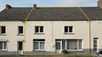 Maison à vendre à Hastiere, 4 chambres, Immo, Huizen en Appartementen te koop, 143 m², Vrijstaande woning, 4 kamers